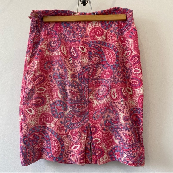 VINTAGE Pink Paisley Pencil Skirt - Picture 2 of 6